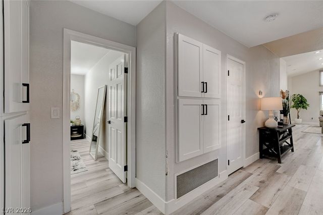 5429 Painted Sunrise Drive, Las Vegas, NV 89149