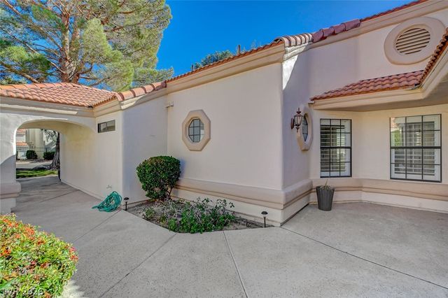 5429 Painted Sunrise Drive, Las Vegas, NV 89149