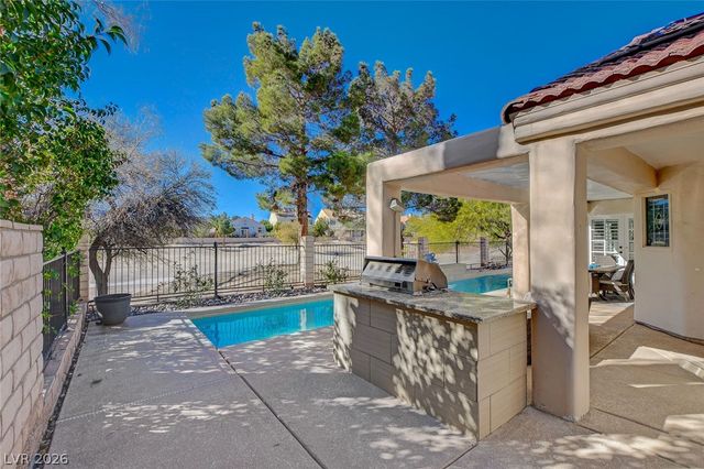5429 Painted Sunrise Drive, Las Vegas, NV 89149