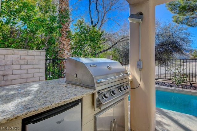 5429 Painted Sunrise Drive, Las Vegas, NV 89149