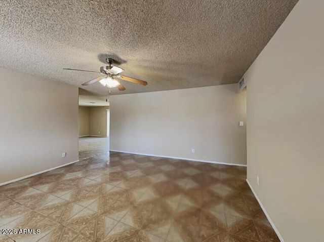 8639 W CLARENDON Avenue, Phoenix, AZ 85037