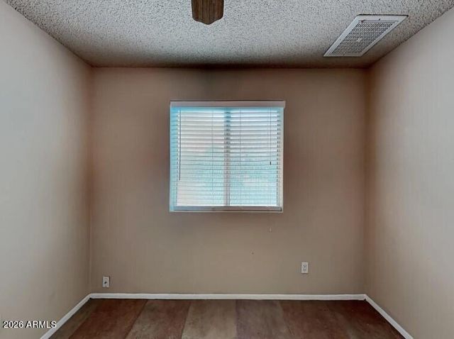8639 W CLARENDON Avenue, Phoenix, AZ 85037