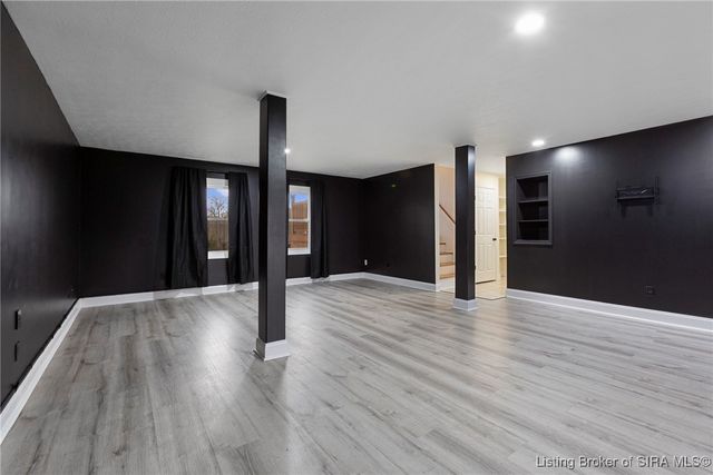 6828 Farnsley Knob Road, Elizabeth, IN 47117