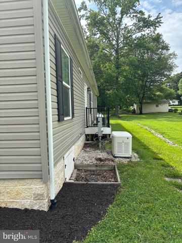 12130 EASTERN AVE, Middle River, MD 21220