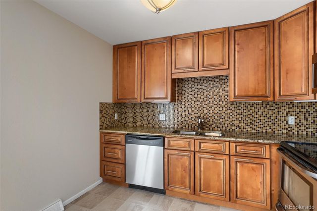 1068 Norfolk Street, Aurora, CO 80011