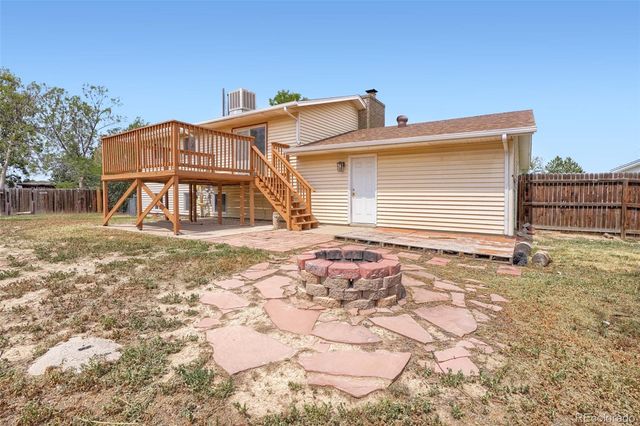 1068 Norfolk Street, Aurora, CO 80011