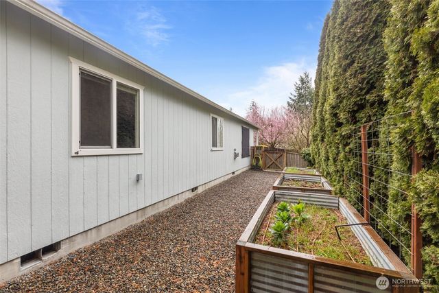 1731 Pottery Avenue, Port Orchard, WA 98366