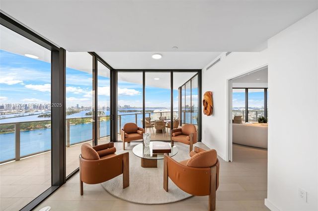 500 Alton 3402.03 3402.03, Miami Beach, FL 33139
