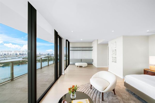 500 Alton 3402.03 3402.03, Miami Beach, FL 33139