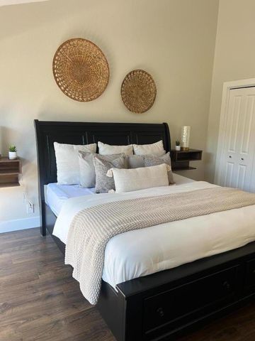260 W. Dunne Avenue 18, Morgan Hill, CA 95037