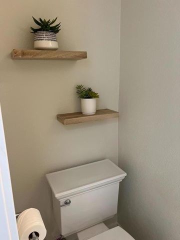 260 W. Dunne Avenue 18, Morgan Hill, CA 95037