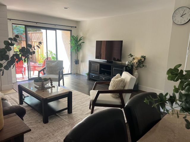 260 W. Dunne Avenue 18, Morgan Hill, CA 95037