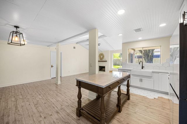 1203 Bramblebury Drive, Sugar Land, TX 77498