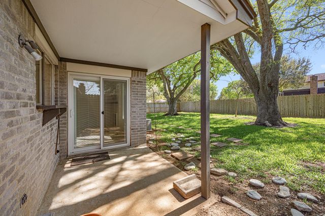 1203 Bramblebury Drive, Sugar Land, TX 77498