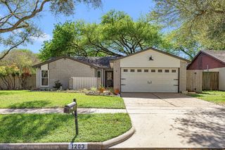 1203 Bramblebury Drive, Sugar Land, TX 77498