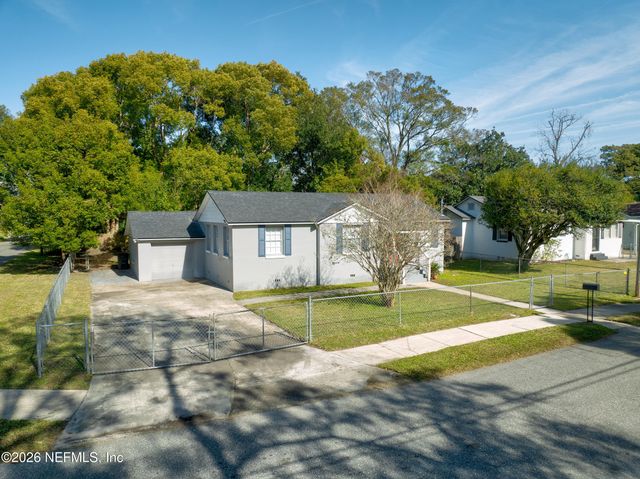 5257 ATTLEBORO Street, Jacksonville, FL 32205