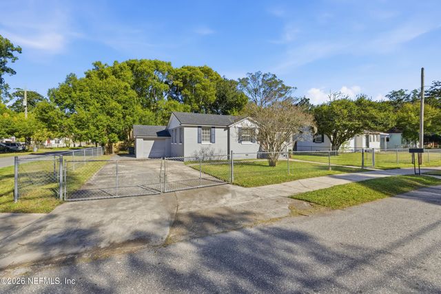 5257 ATTLEBORO Street, Jacksonville, FL 32205