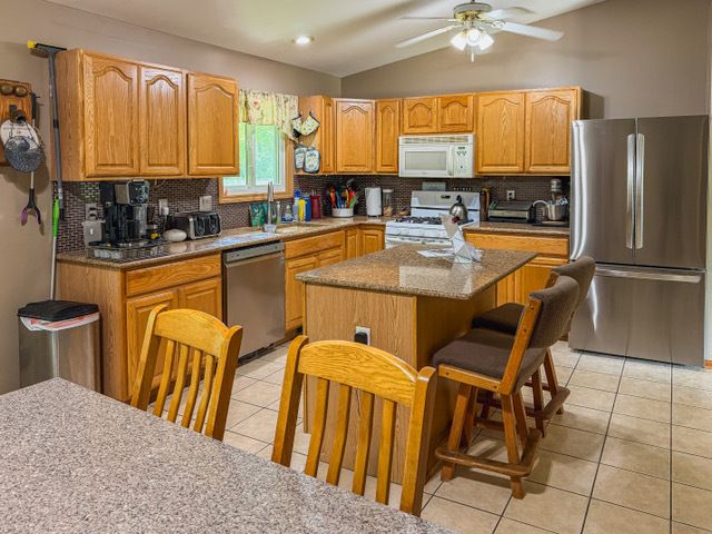 12087 W Blossom Avenue, Beach Park, IL 60087