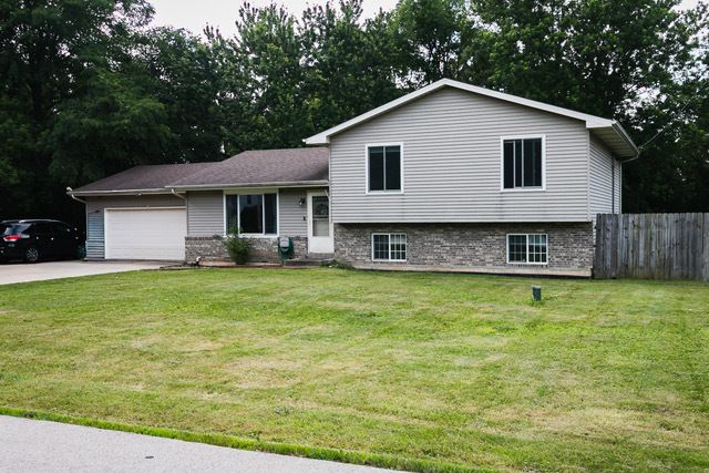 12087 W Blossom Avenue, Beach Park, IL 60087