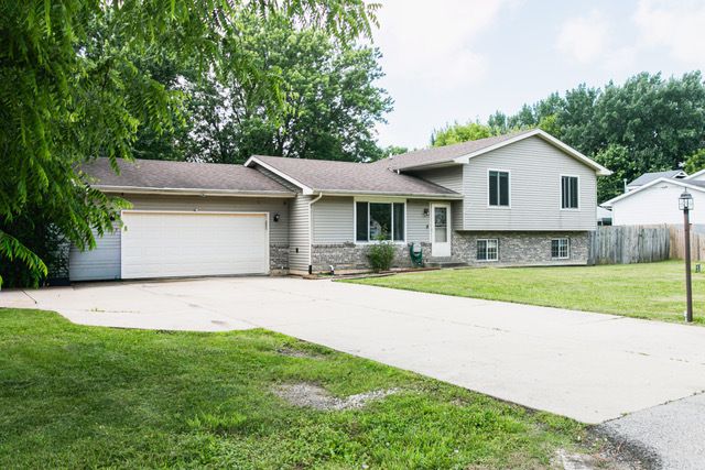 12087 W Blossom Avenue, Beach Park, IL 60087