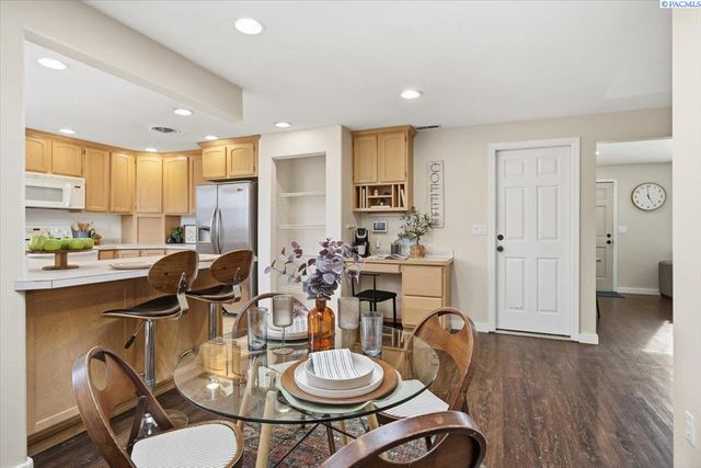 118 S 23rd Place, Kennewick, WA 99337