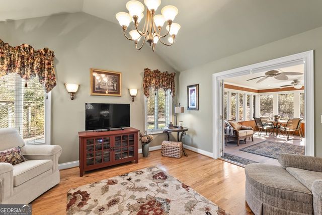 8015 Hurakan Creek Crossing, Cumming, GA 30028