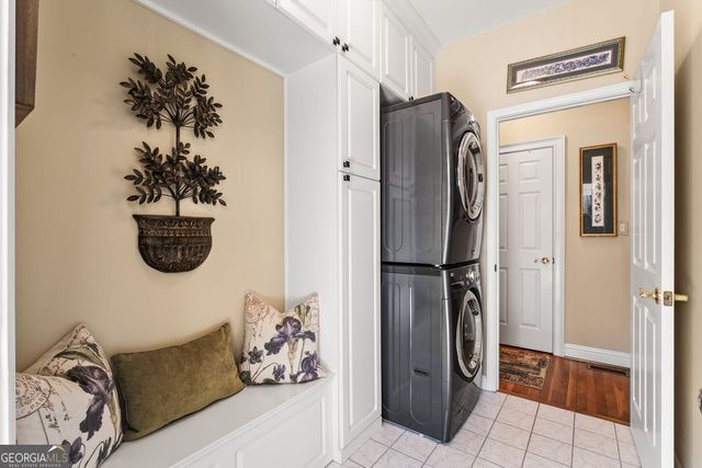 8015 Hurakan Creek Crossing, Cumming, GA 30028