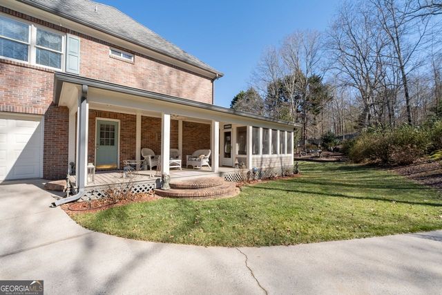 8015 Hurakan Creek Crossing, Cumming, GA 30028