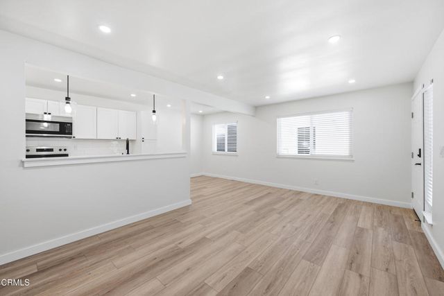 1173 Chalmette Avenue, Ventura, CA 93003