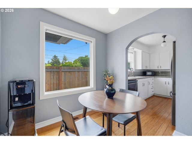 1205 Se 162ND Ave, Portland, OR 97233