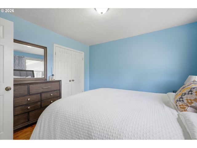 1205 Se 162ND Ave, Portland, OR 97233