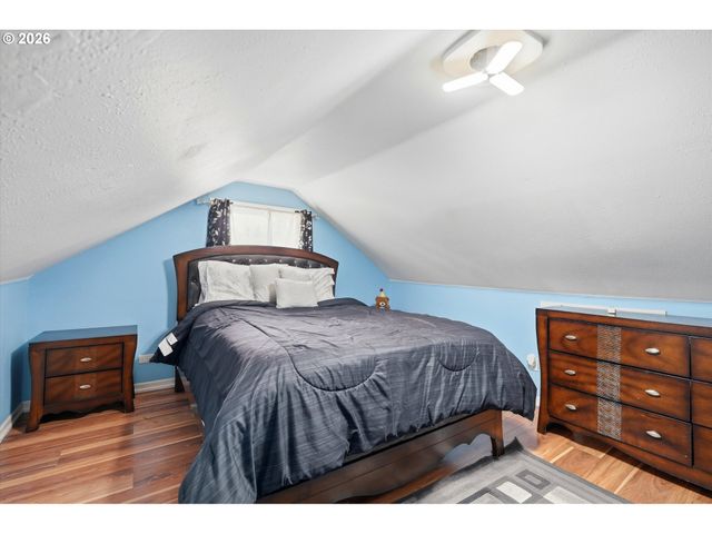 1205 Se 162ND Ave, Portland, OR 97233