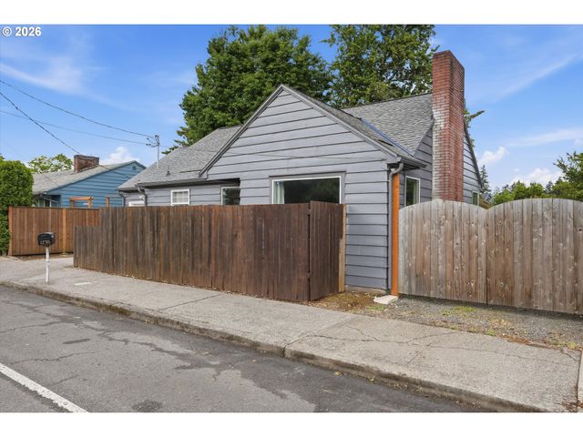 1205 Se 162ND Ave, Portland, OR 97233