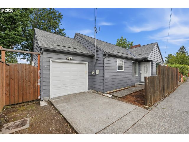 1205 Se 162ND Ave, Portland, OR 97233