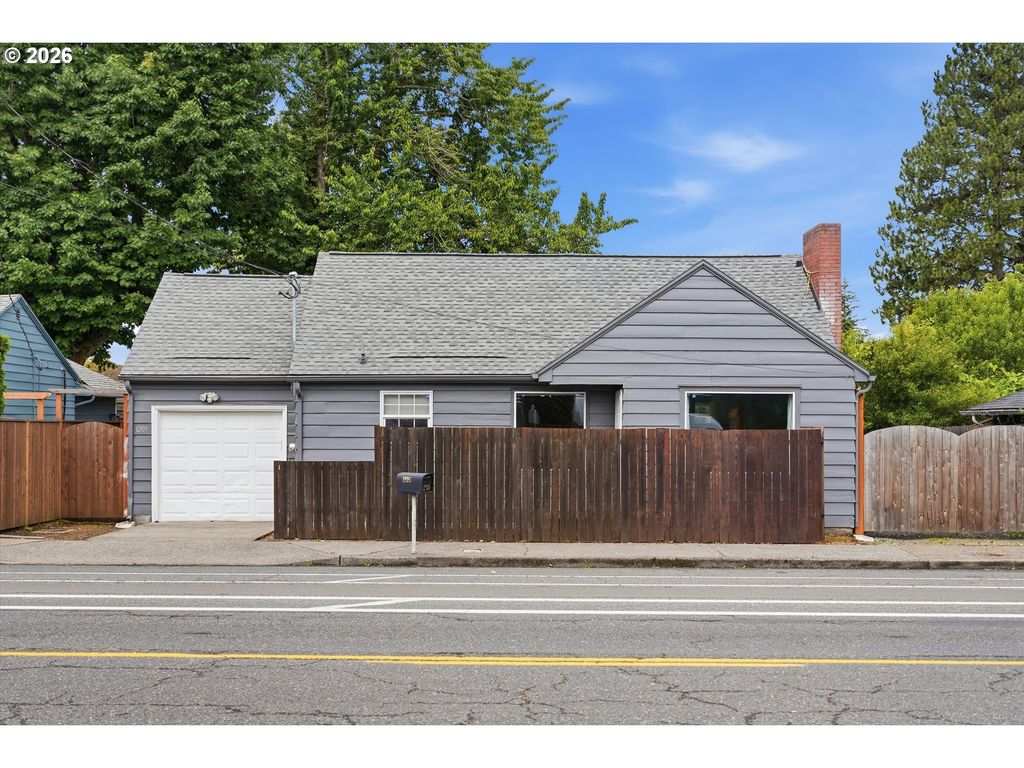1205 Se 162ND Ave, Portland, OR 97233