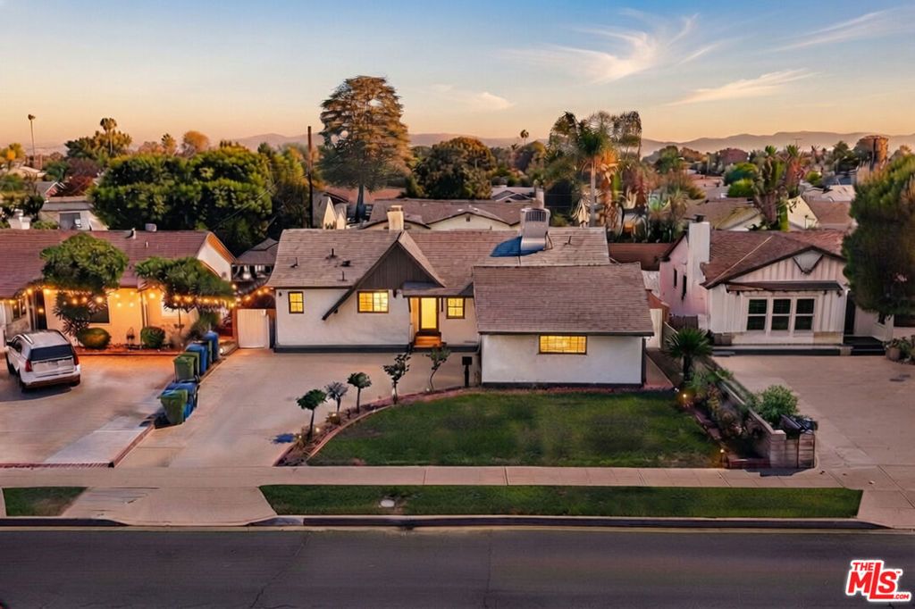 8938 Monogram Avenue, Los Angeles, CA 91343 — exterior