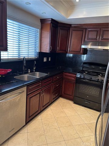 11 California, Arcadia, CA 91006