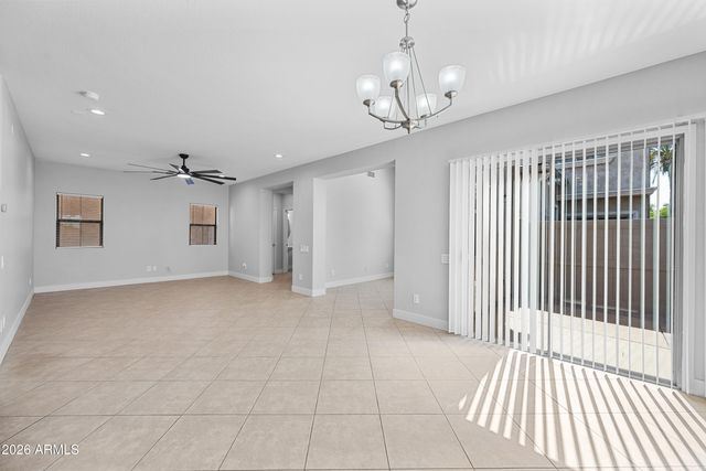 1948 W DAVIS Road, Phoenix, AZ 85023