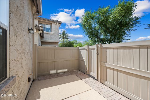 1948 W DAVIS Road, Phoenix, AZ 85023