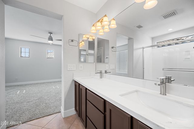 1948 W DAVIS Road, Phoenix, AZ 85023