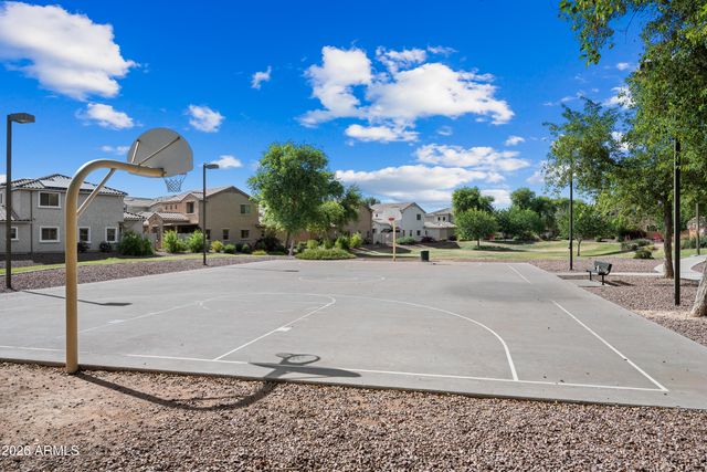 1948 W DAVIS Road, Phoenix, AZ 85023