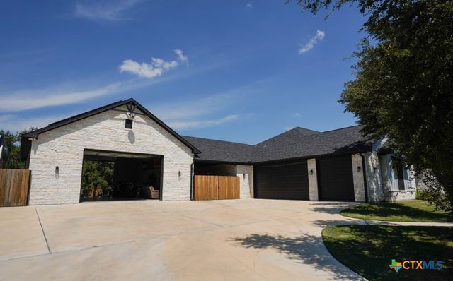 9006 Abby Lee Lane, Salado, TX 76571
