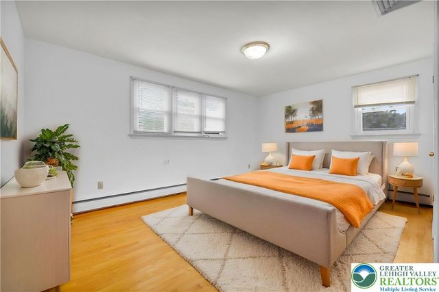 3922 Oakhurst Drive, Upper Saucon Twp, PA 18034