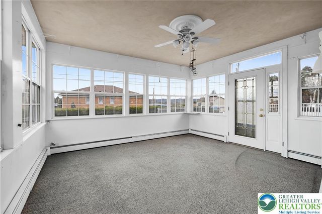 3922 Oakhurst Drive, Upper Saucon Twp, PA 18034