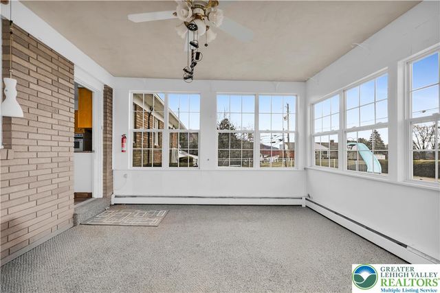 3922 Oakhurst Drive, Upper Saucon Twp, PA 18034