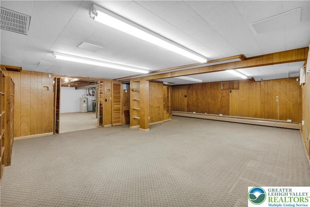 3922 Oakhurst Drive, Upper Saucon Twp, PA 18034