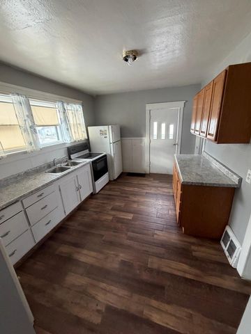 205 3rd Street W, Ada, MN 56510