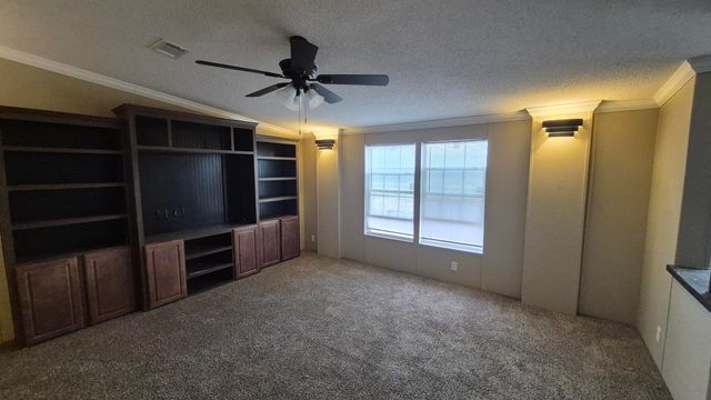 6879 Pr Prairie N, Shallowater, TX 79363