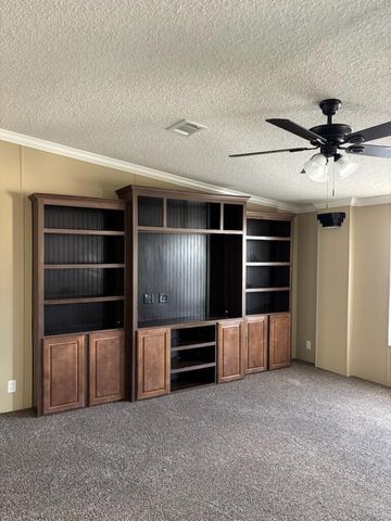 6879 Pr Prairie N, Shallowater, TX 79363