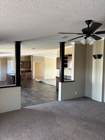 6879 Pr Prairie N, Shallowater, TX 79363